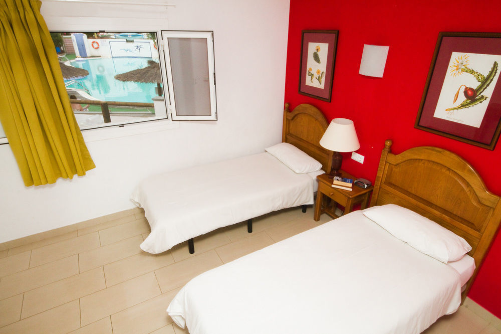 بويرتو ذيل كارمين Apartamentos Parque Tropical En Lanzarote المظهر الخارجي الصورة